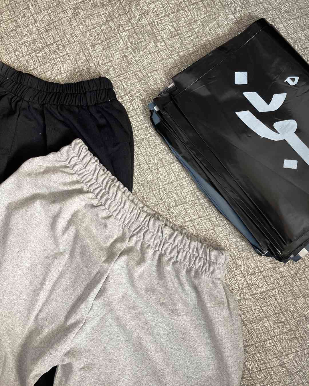 1 ZIP UP Veste + 1 Jogger