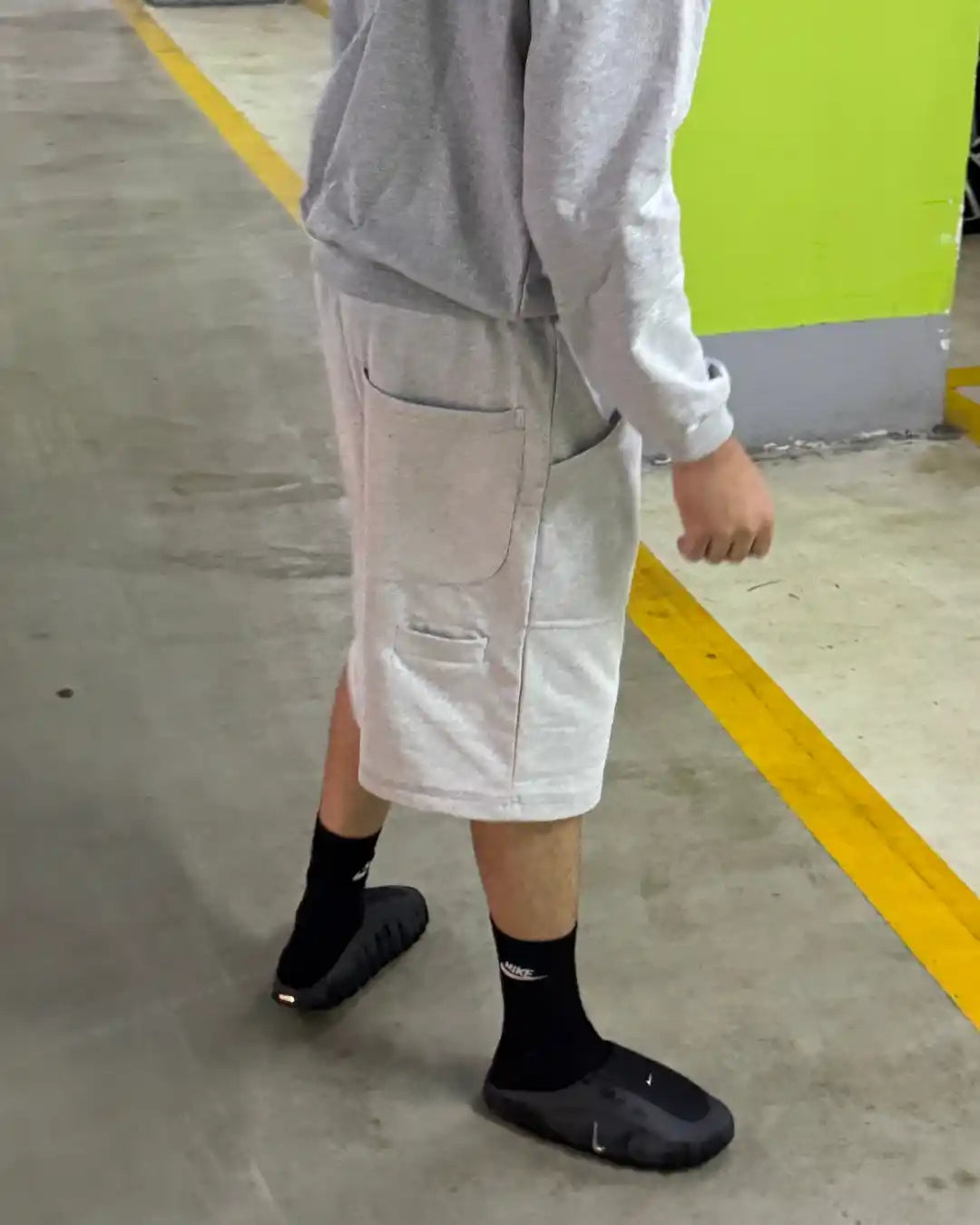 Oversize sweat shorts